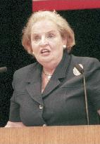 Albright speaks at Miyazaki hall named after her